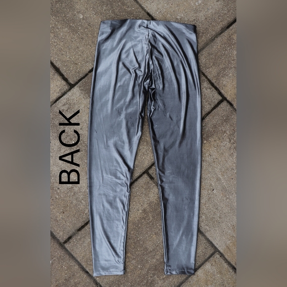 BOZZOLO Silver Leggings Size Small - Picture 2 of 3